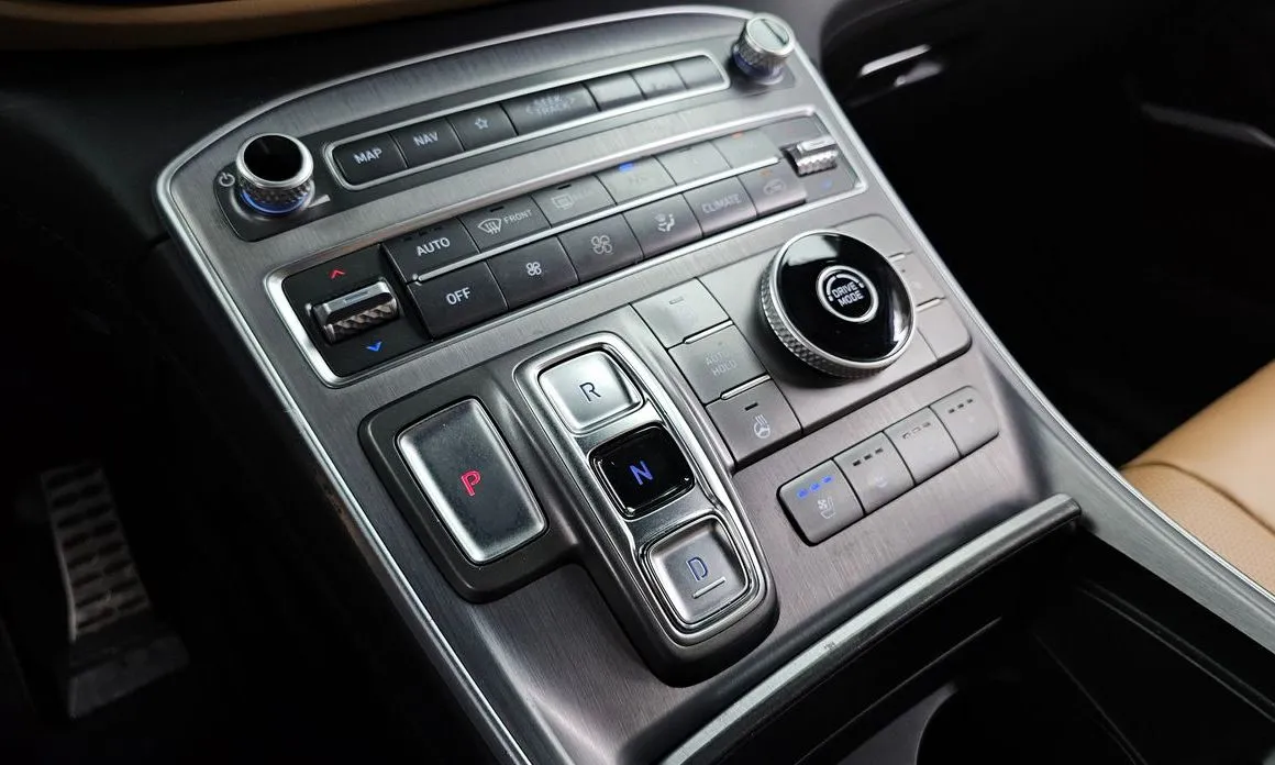 Hyundai Santafe — фото 5