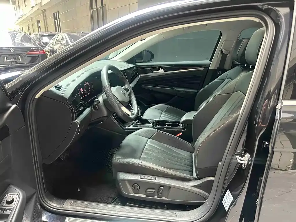Volkswagen Passat — фото 3