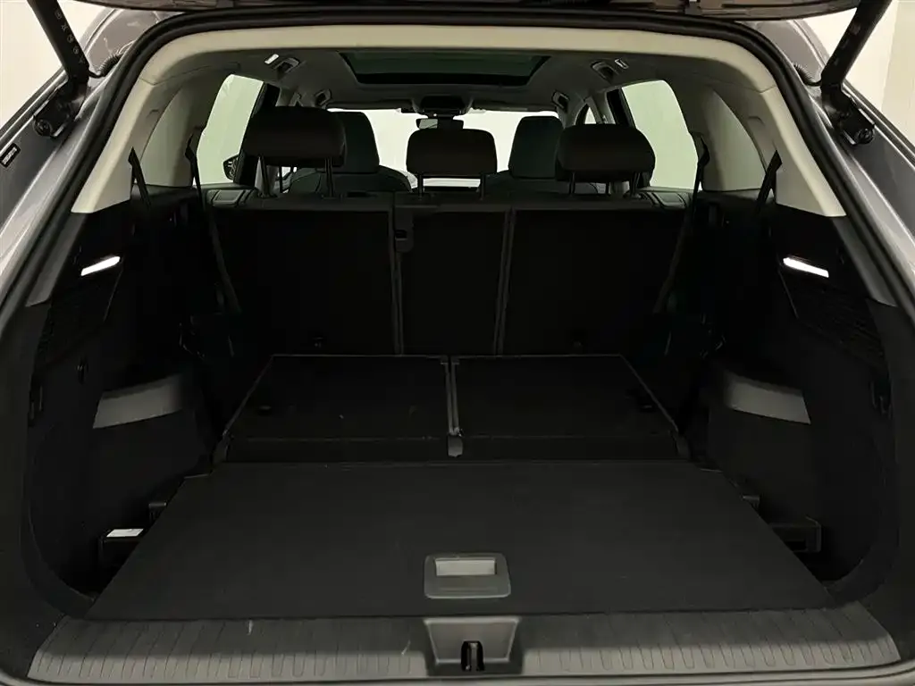 Audi Q5 e-tron 2024 из CN, фото 2