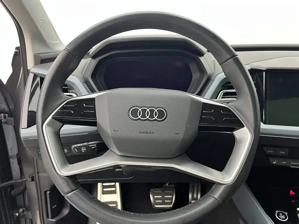 Audi Q5 e-tron 2024 из CN, фото 7