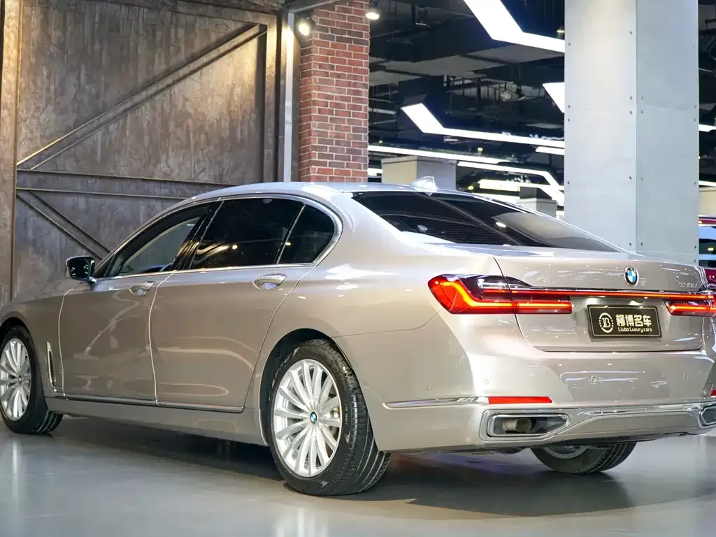 BMW 7 Series 2022 из CN, фото 5
