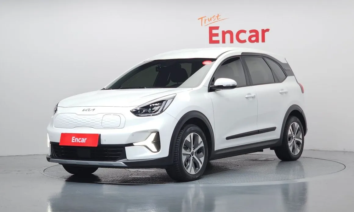 Kia Niro — фото 1