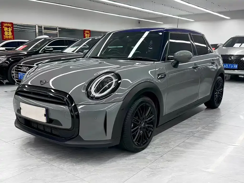 MINI Cooper (3-door) — фото 1