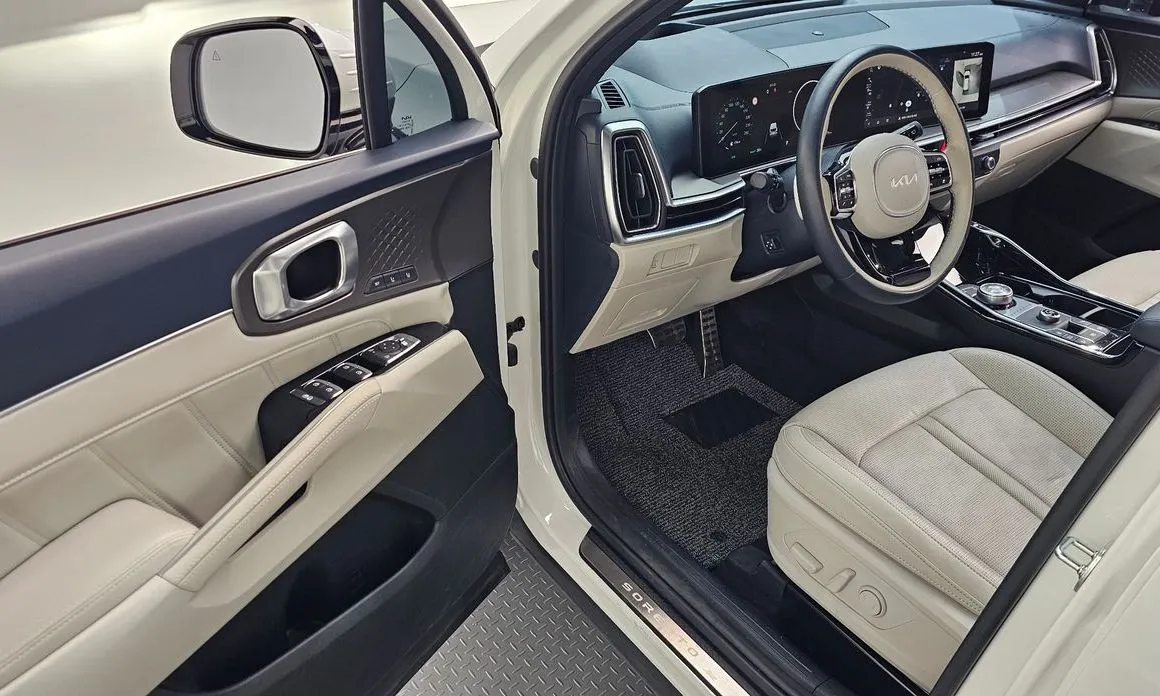 Kia Sorento — фото 4