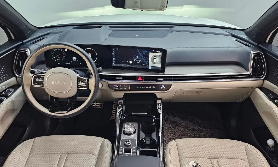 Kia Sorento — фото 8