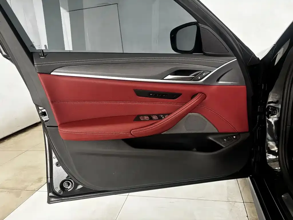 BMW 5 Series New Energy 2024 из CN, фото 8