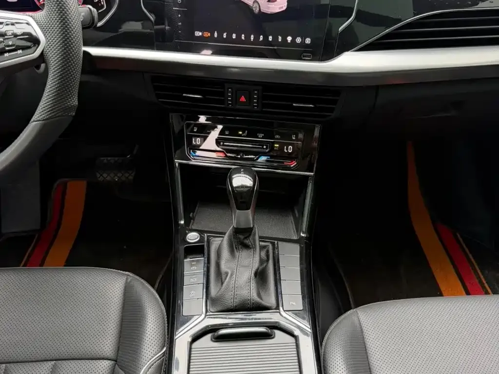 Volkswagen Passat — фото 5