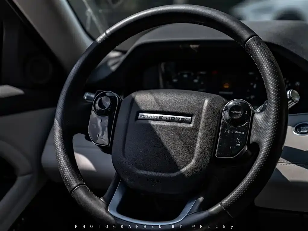 Land Rover Evoque — фото 7