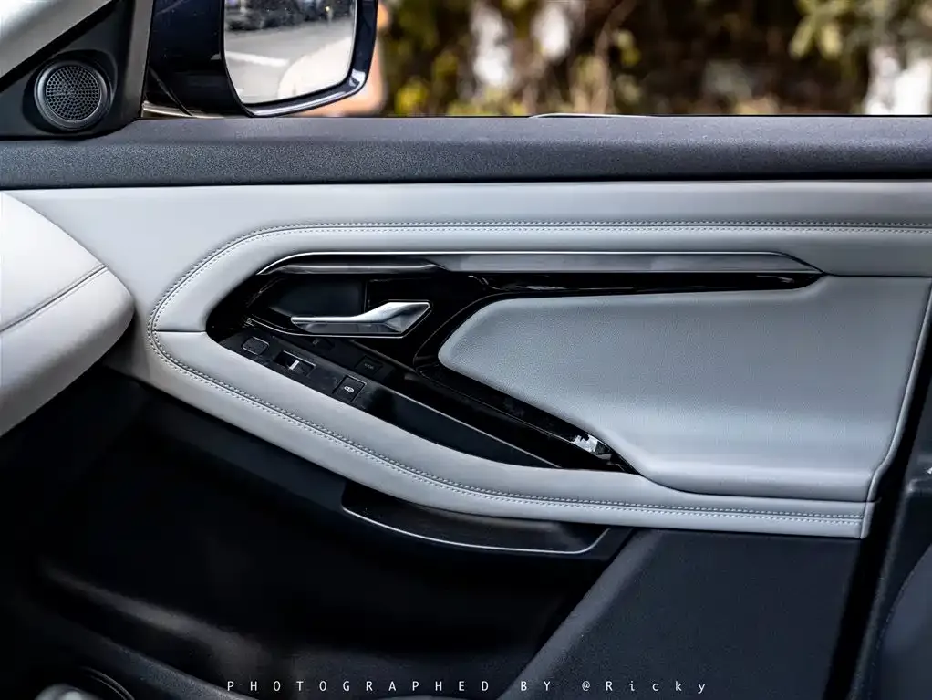 Land Rover Evoque — фото 8