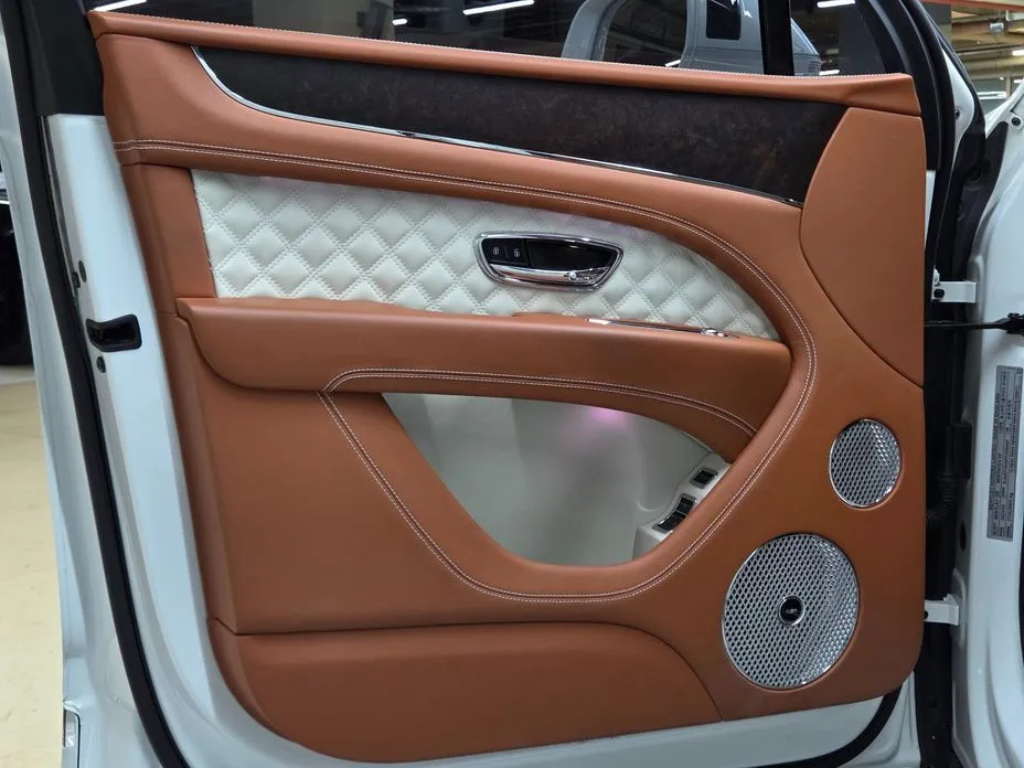 Bentley Bentayga 2023 из KR, фото 6