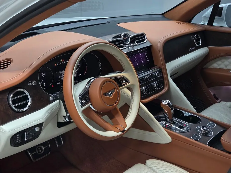 Bentley Bentayga 2023 из KR, фото 8