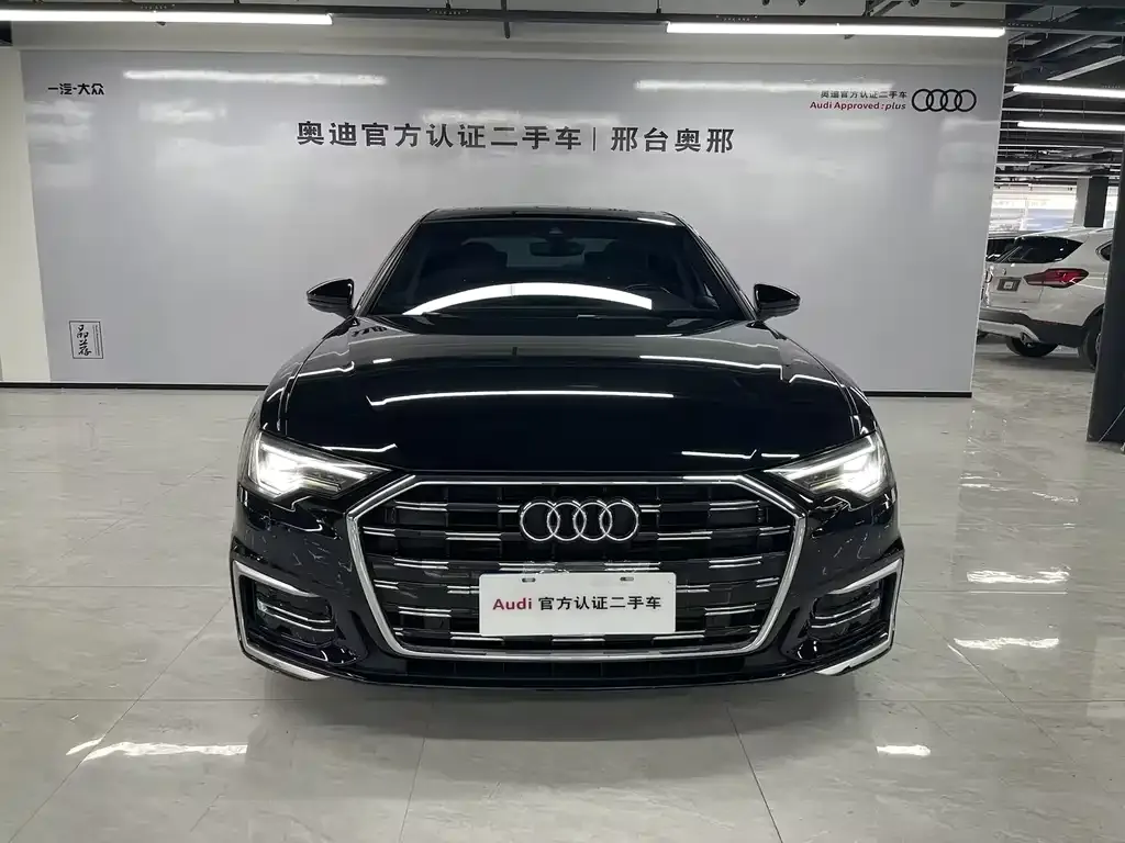 Audi A6L — фото 9