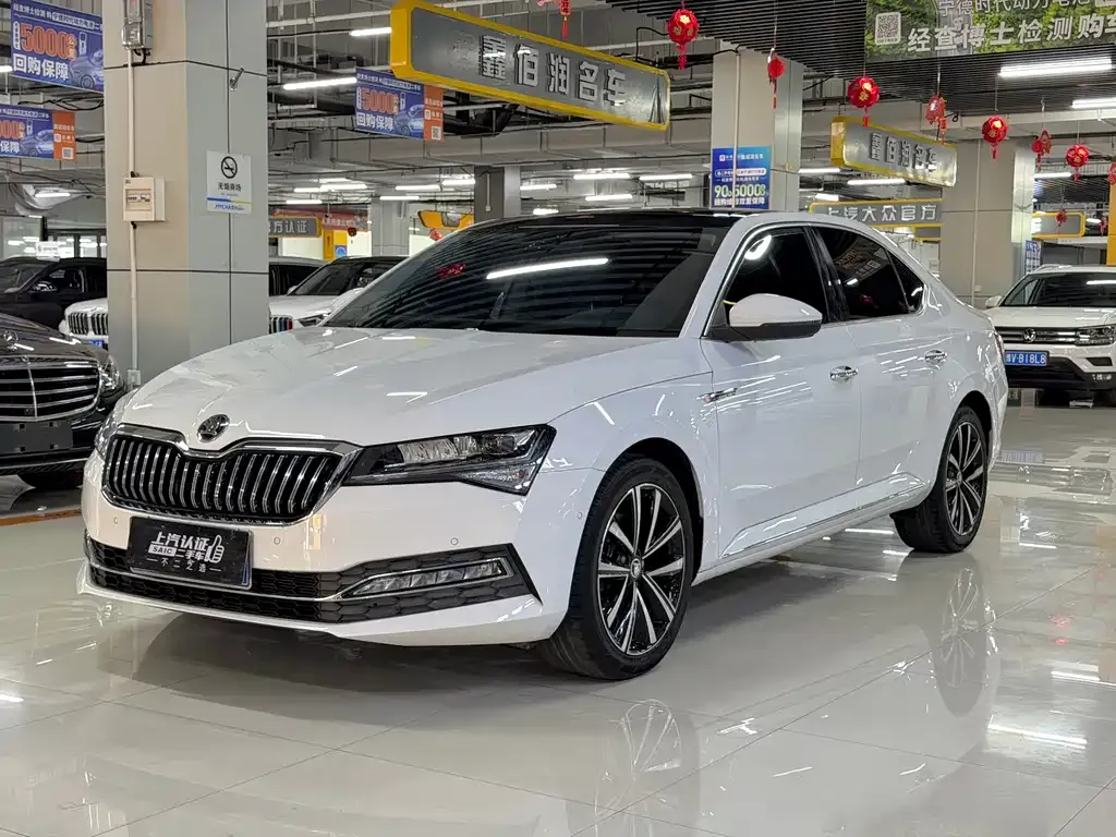 Skoda Superb 2022 из CN, фото 5
