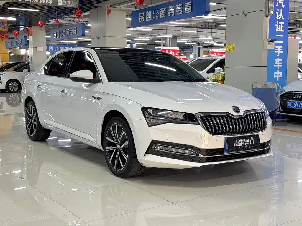 Skoda Superb 2022 из CN, фото 7