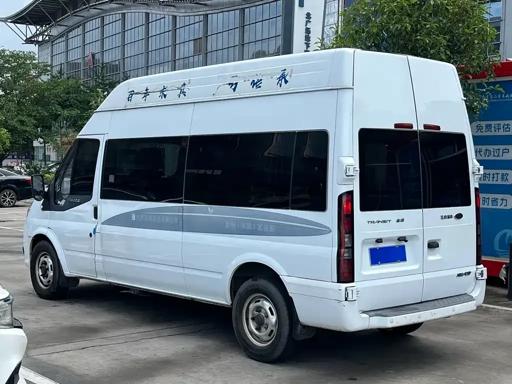 Ford Transit Custom — фото 3
