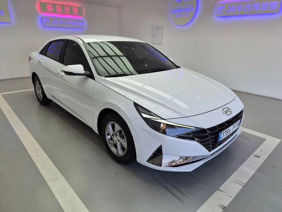 Hyundai AVANTE — фото 2