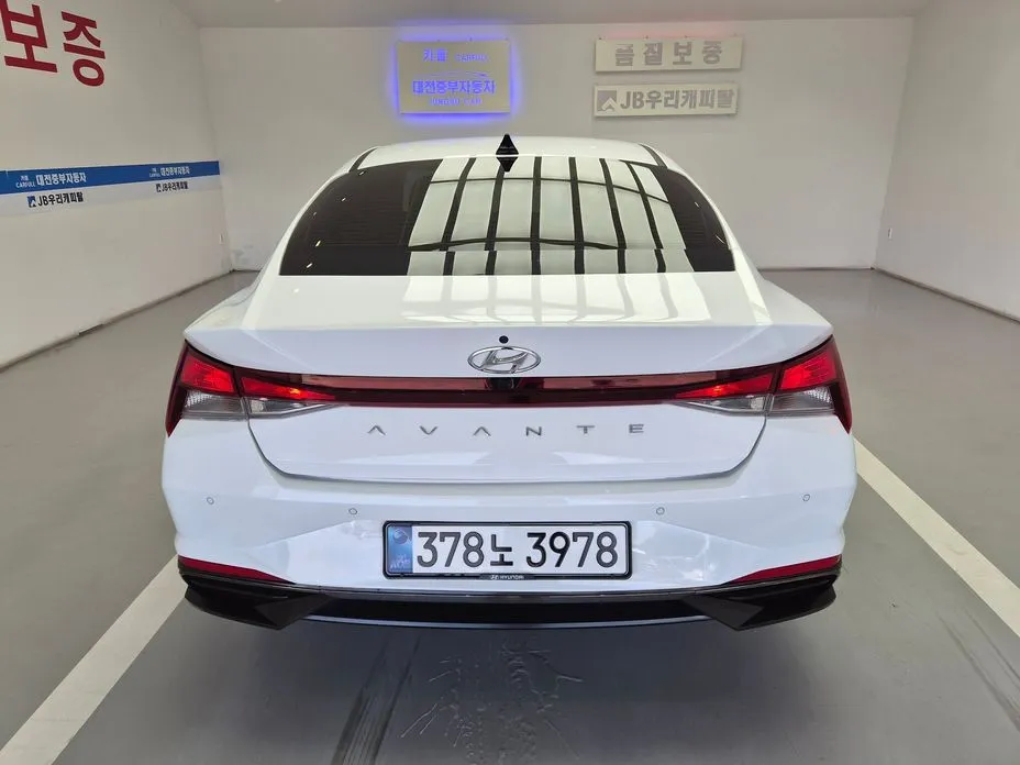 Hyundai AVANTE — фото 9