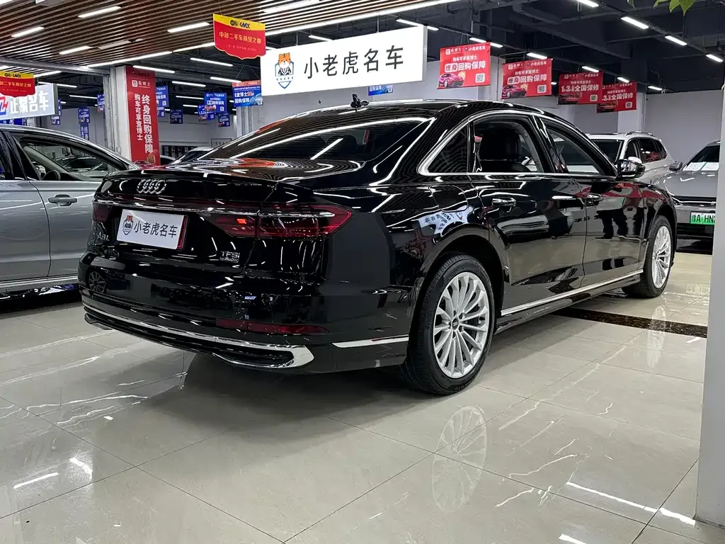 Audi A8 2023 из CN, фото 9