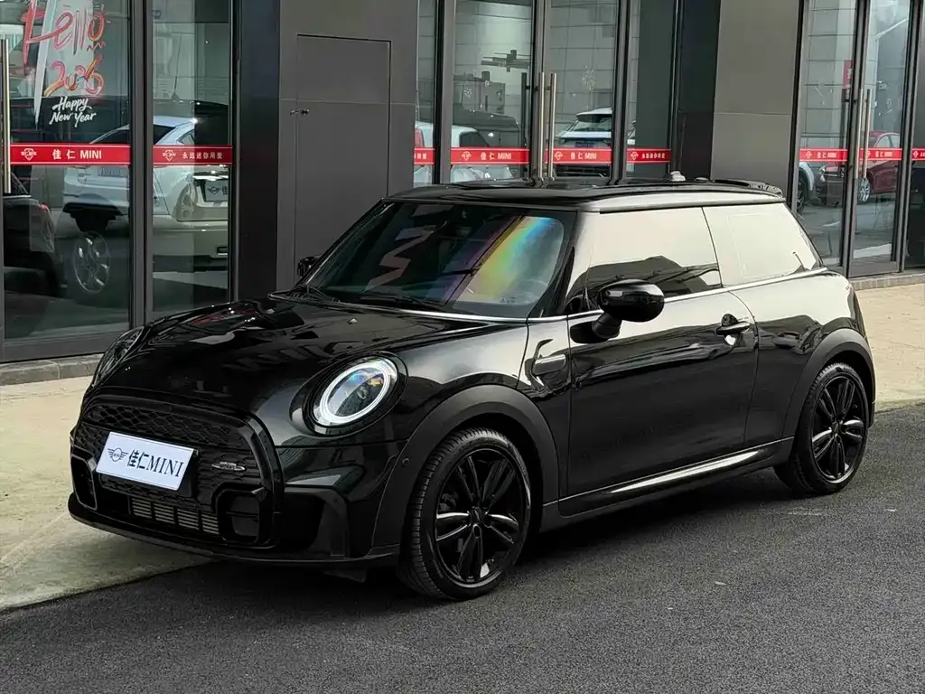 MINI Cooper (3-door) — фото 1