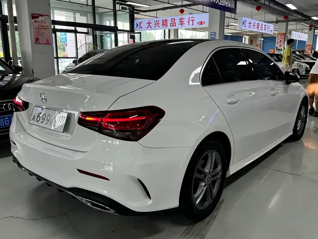 Mercedes-Benz A-Class — фото 7