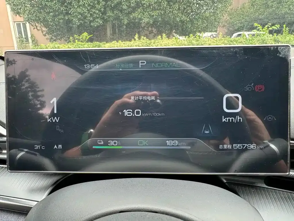 BYD Seal — фото 8