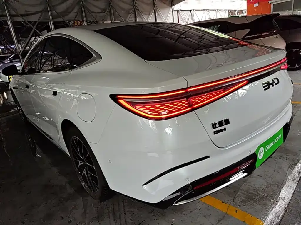 BYD Seal — фото 4