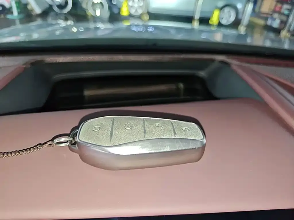 BYD Seal — фото 2