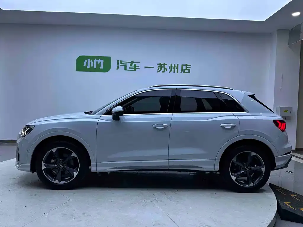 Audi Q3 — фото 5