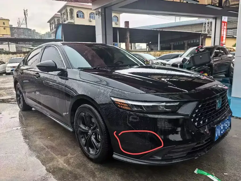 Honda Accord — фото 10