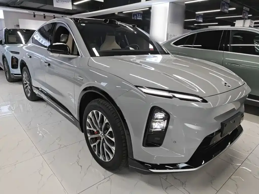 NIO EC6 — фото 10