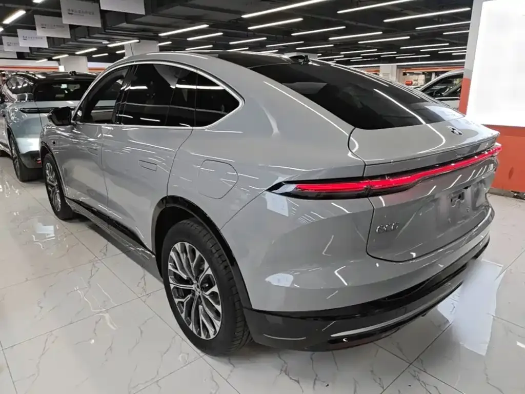 NIO EC6 — фото 8
