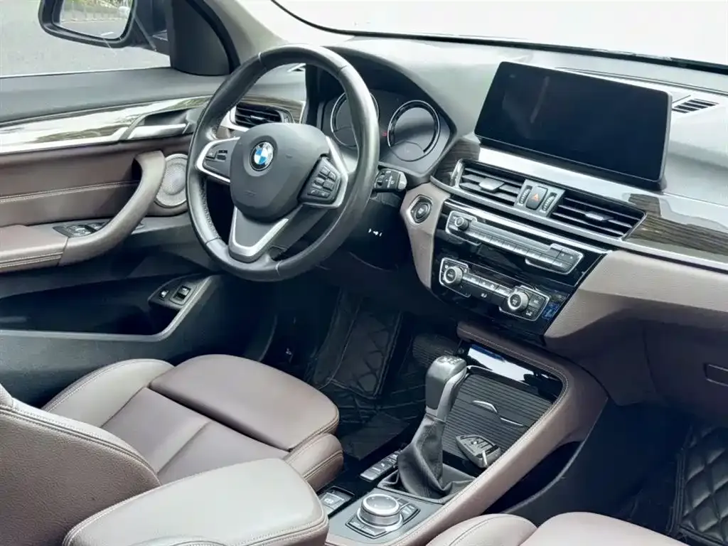 BMW X1 2021 из CN, фото 4
