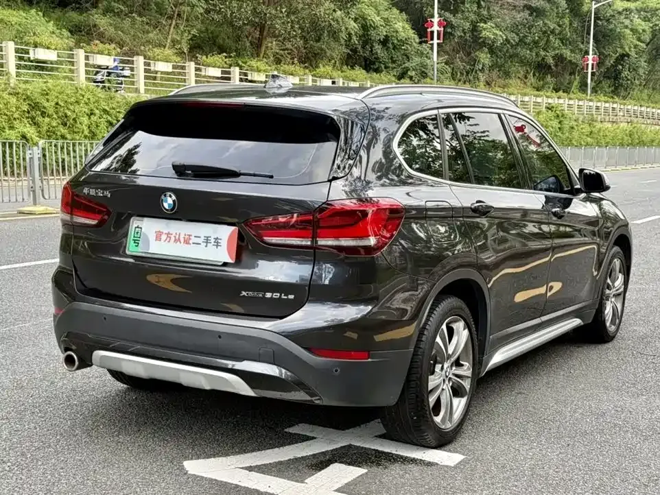 BMW X1 2021 из CN, фото 9