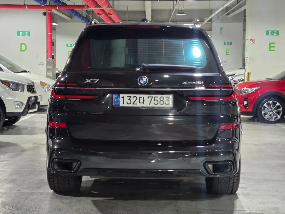 BMW X7 — фото 2