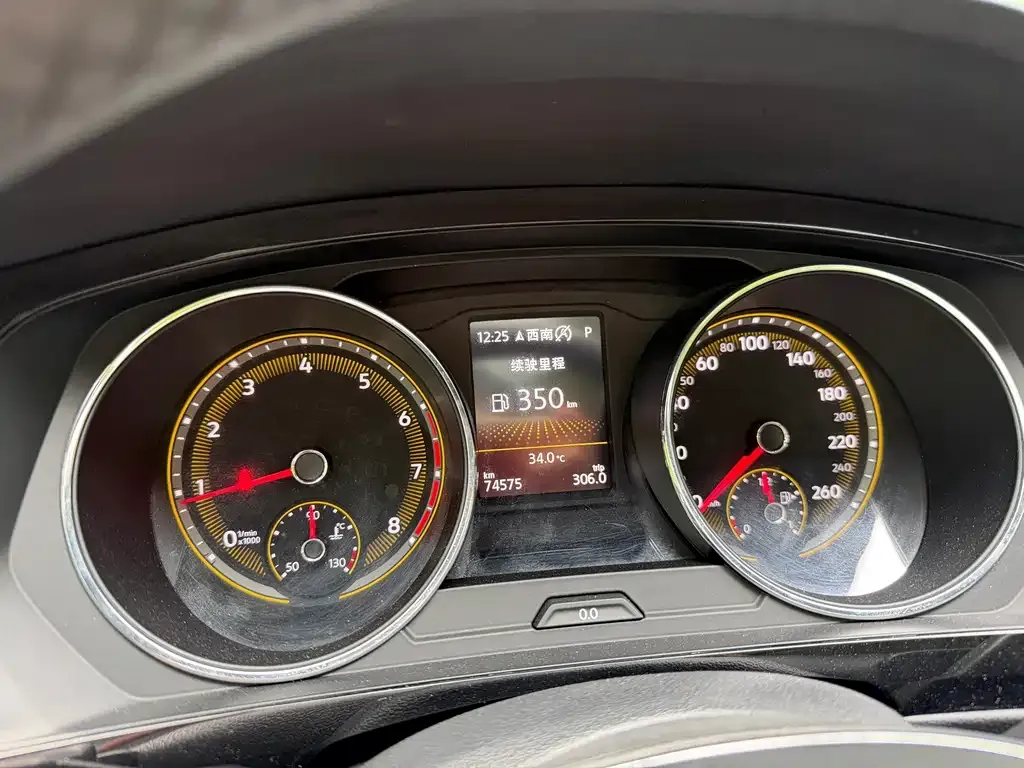 Volkswagen Tiguan L — фото 5