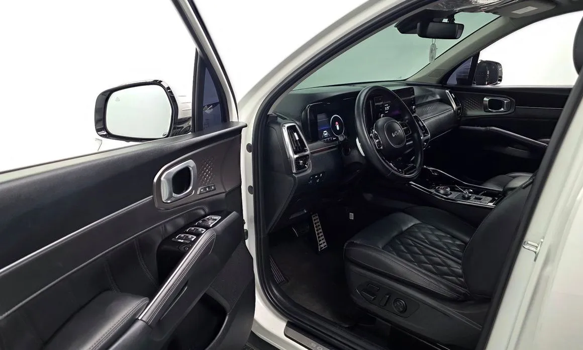 Kia Sorento — фото 9