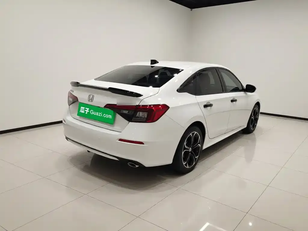 Honda Civic — фото 7