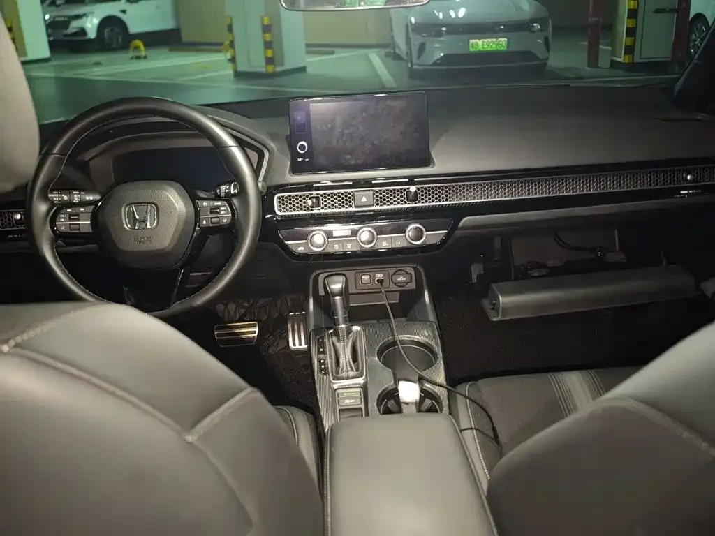 Honda Civic — фото 8