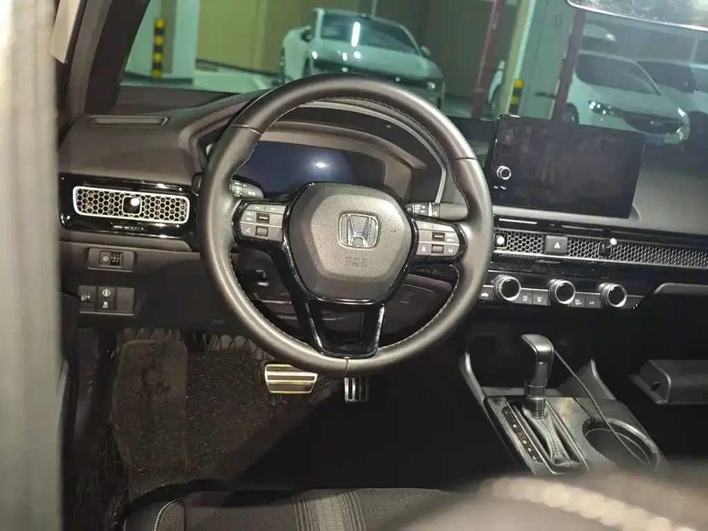 Honda Civic — фото 10