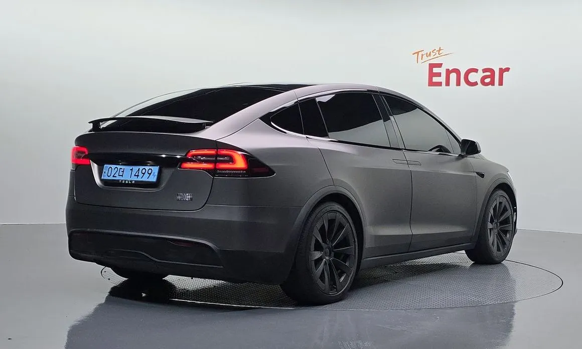 Tesla Model X 2023 из KR, фото 3