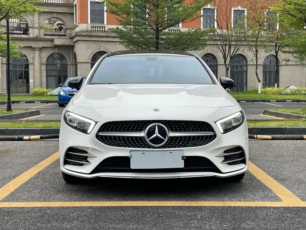 Mercedes-Benz A-Class — фото 1