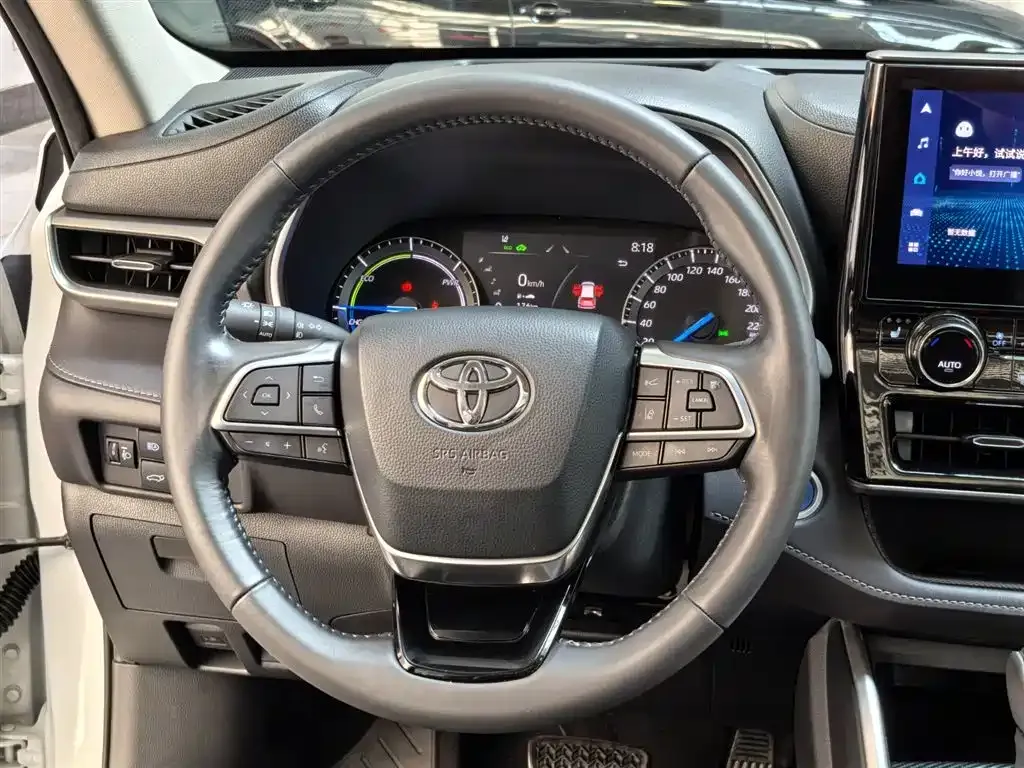 Toyota Highlander — фото 7