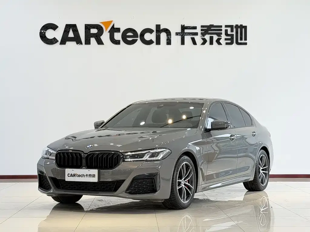 BMW 5 Series (Import) — фото 1