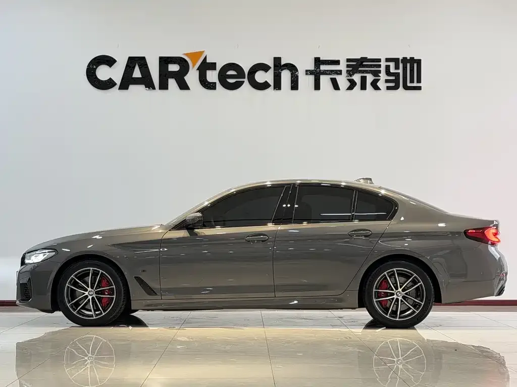 BMW 5 Series (Import) — фото 10
