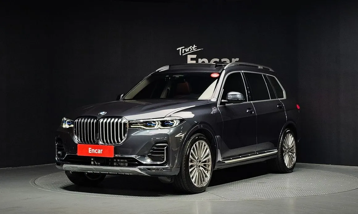 BMW X7 — фото 1