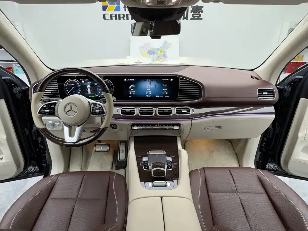 Mercedes-Benz GLS — фото 7