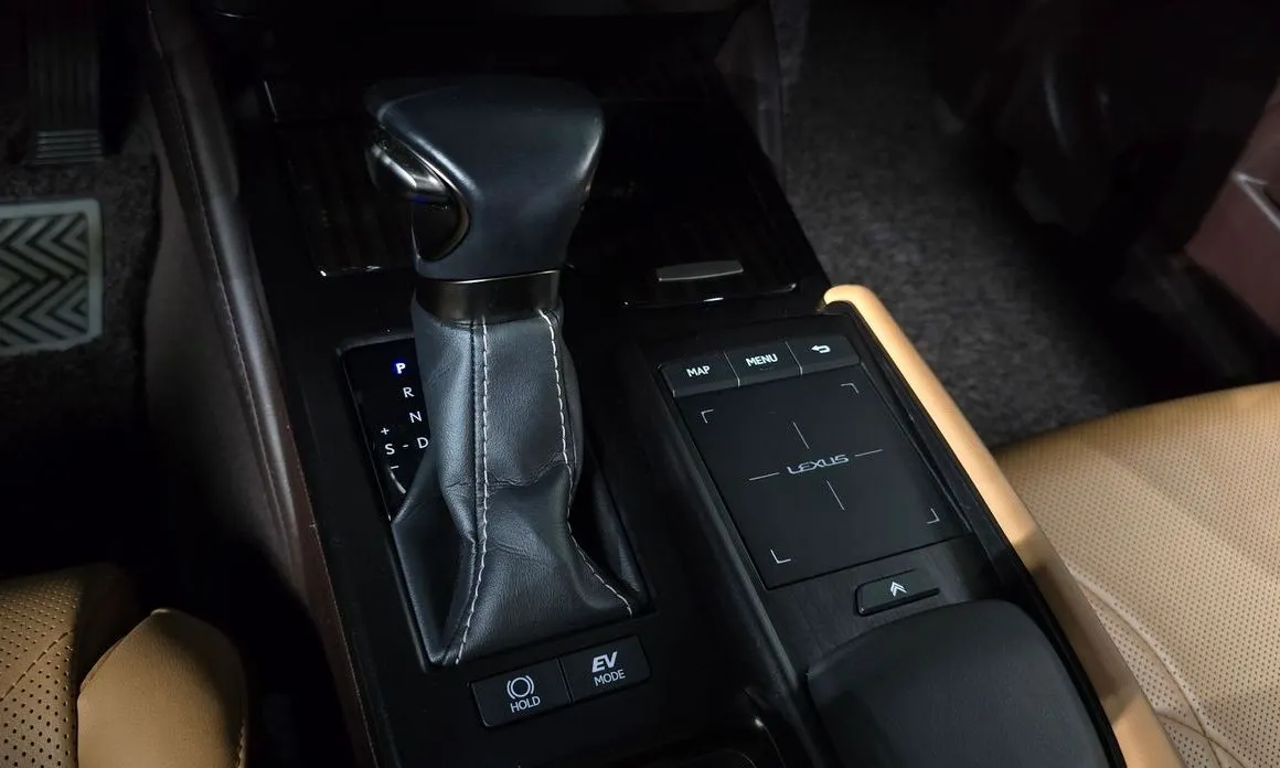 Lexus ES 2021 из KR, фото 3