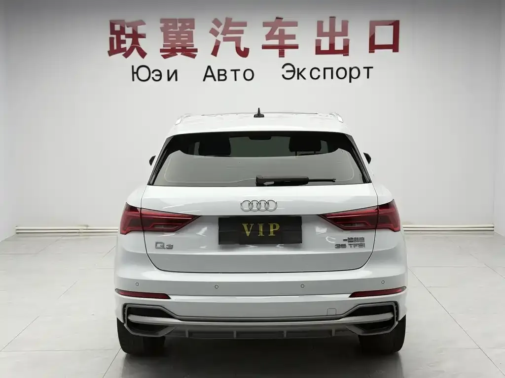 Audi Q3 — фото 5