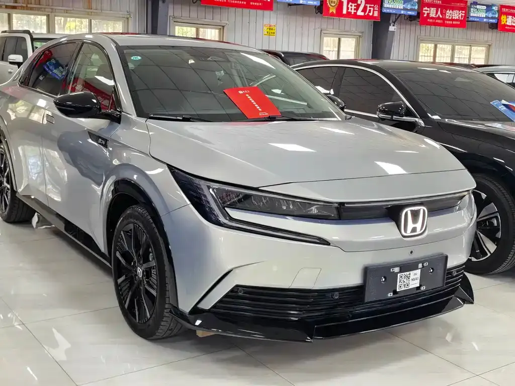 Honda e:NP2 — фото 5