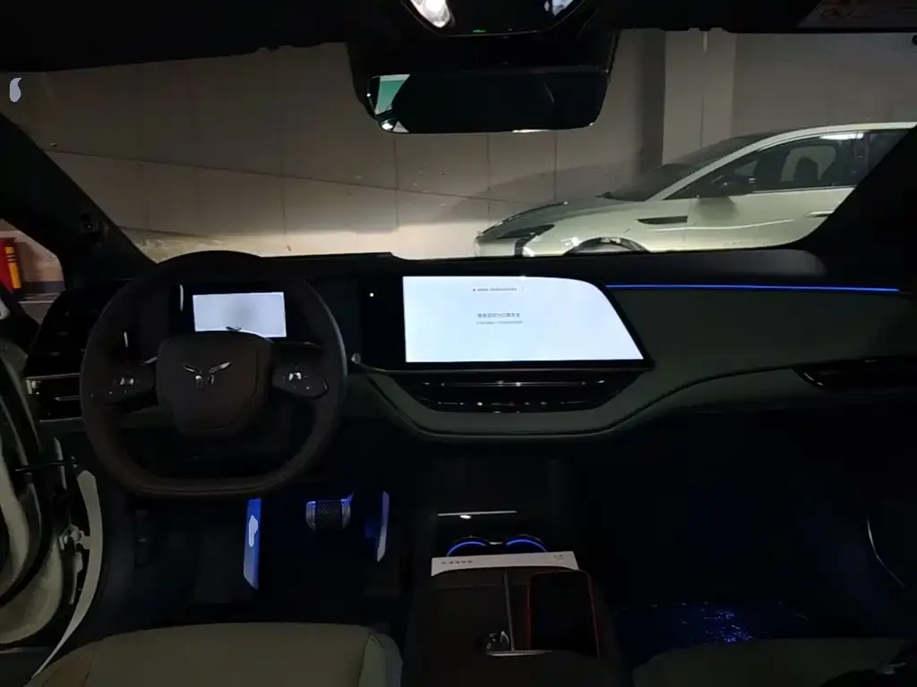 Hongqi EH7 2026 из CN, фото 3